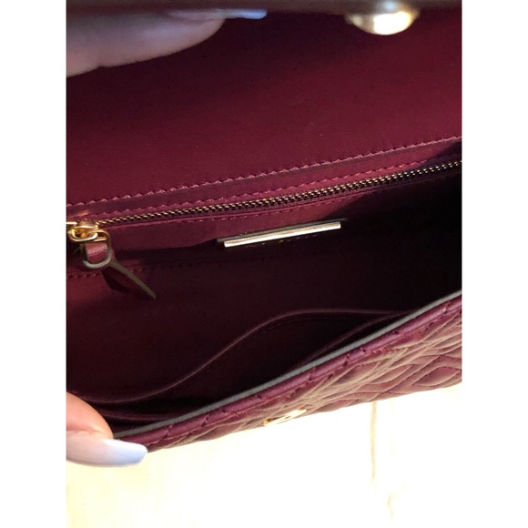 Tory Burch Small Fleming Convertible Shoulder Bag - Picture 4 of 5